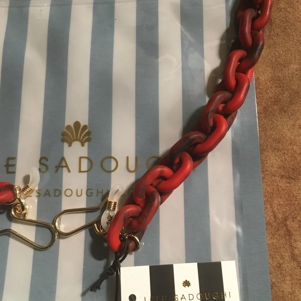 LELE SADOUGHI NWT AUTHENTIC GARNET & BLACK RESIN CABLE LINK FACE MASK CH…